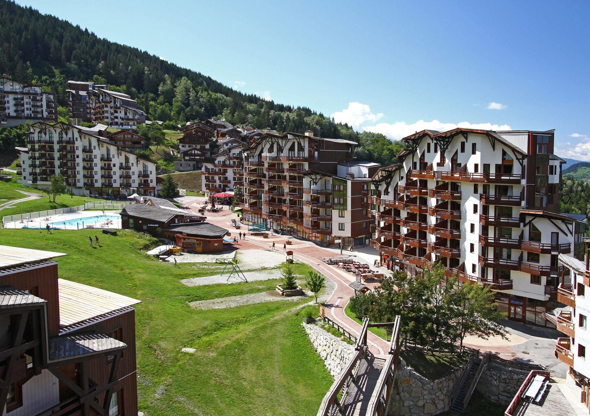 Pierre & Vacances Residence Le Christiana La Tania Exterior foto